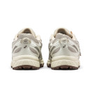 Asics Gel Venture 6 Beige