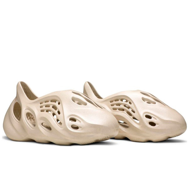 Adidas Yeezy Foam Runner Sand FY4567