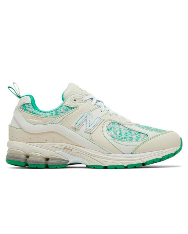 New Balance 2002R x GANNI Turtledove M2002RGC